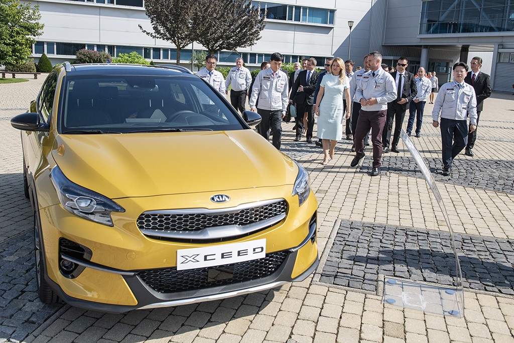 Kia Motors Slovakia s.r.o. Kia Motors Slovakia navštívila prezidentka Slovenskej republiky